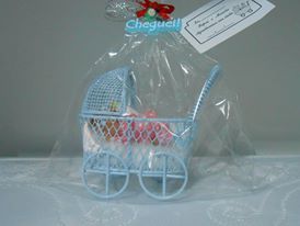 CARRINHO EM MINIATURA -COR:AZUL - CHÁ DE BEBÊ
